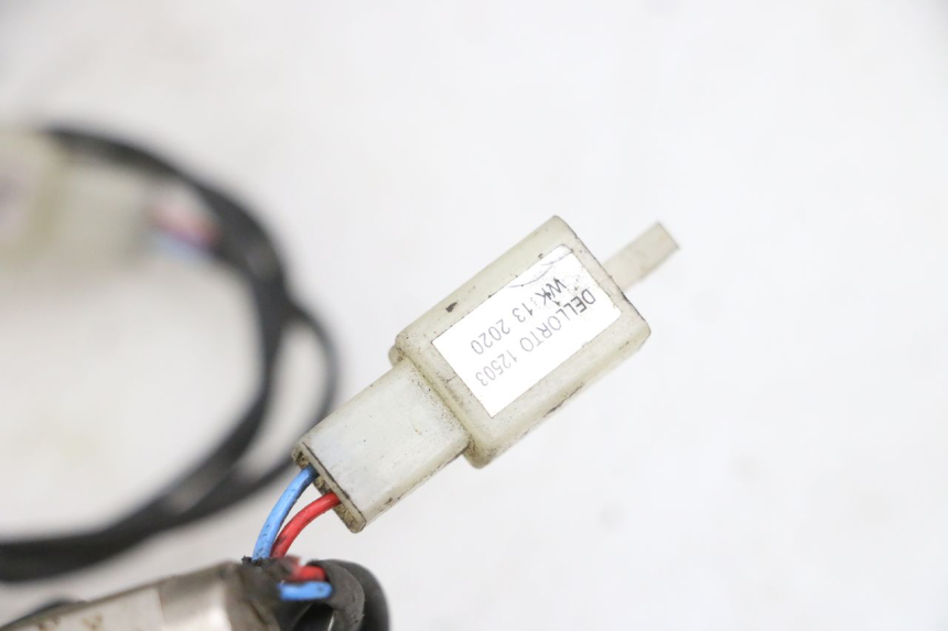 photo de AIR PRESSURE SENSOR LONGJIA DIGITA 4T 50 (2019 - 2022) - Alternative perspective