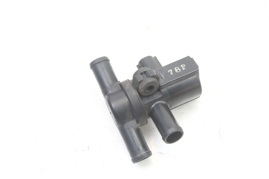 photo de AIR PRESSURE SENSOR YAMAHA FZ6 FAZER S2 600 (2007 - 2011)