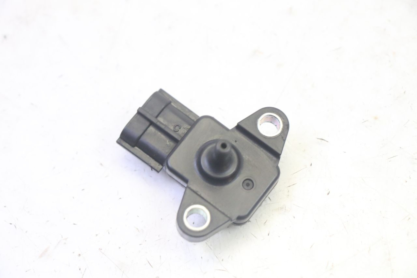 photo de AIR PRESSURE SENSOR YAMAHA FZ6 N FAZER 600 (2004 - 2006)