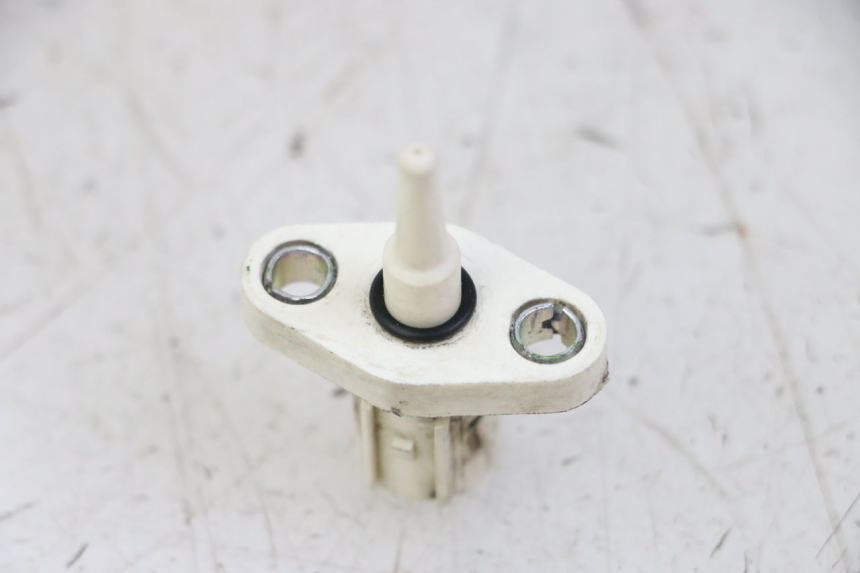 photo de AIR PRESSURE SENSOR SYM JOYMAX 125 (2010 - 2017)