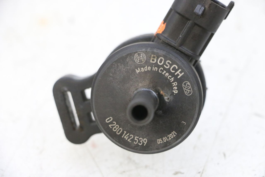 photo de AIR PRESSURE SENSOR PIAGGIO MP3 HPE 300 (2019 - 2026) - Component detail