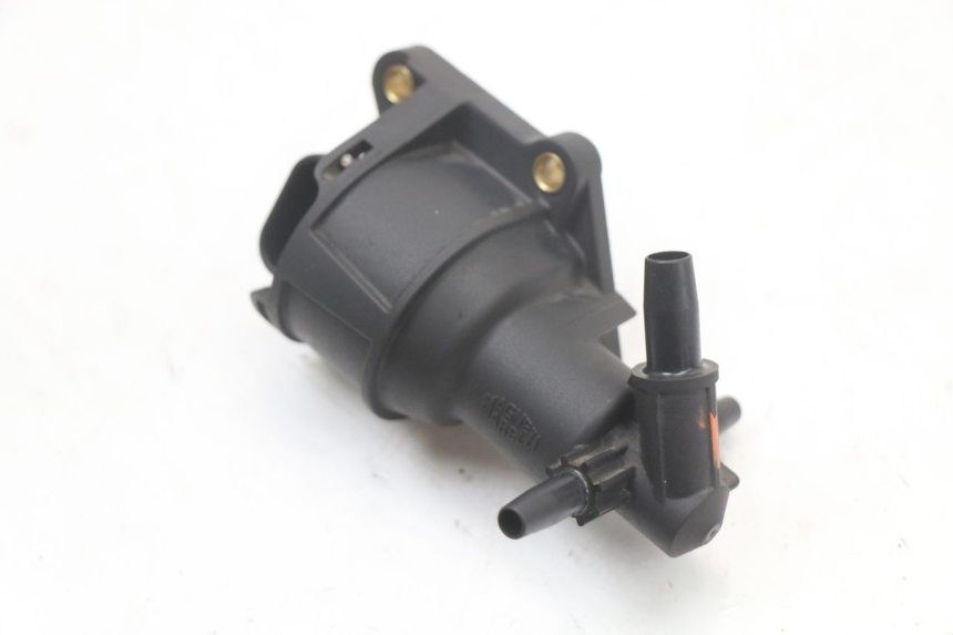 photo de AIR PRESSURE SENSOR MOTO GUZZI NORGE 8V GT 1200 (2011 - 2016) - Zoom on usage condition