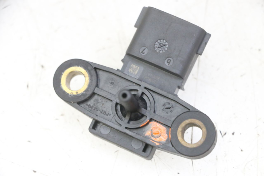 photo de AIR PRESSURE SENSOR PEUGEOT SATELIS COMPRESSOR K15 125 (2006 - 2009)