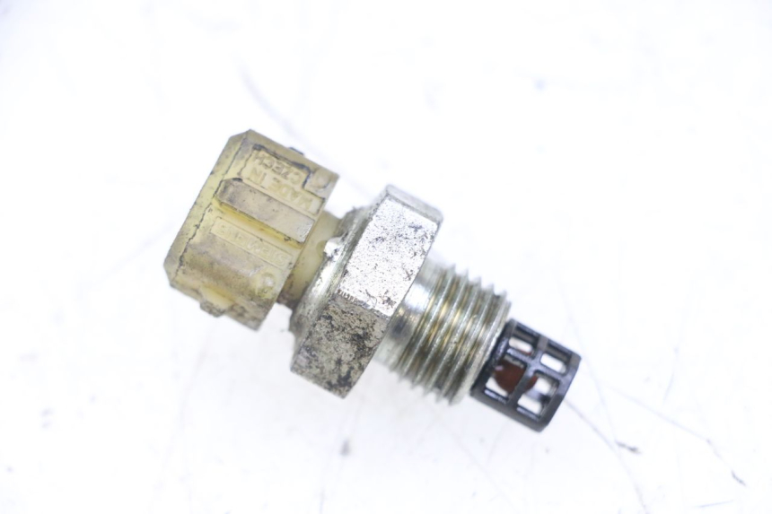 photo de AIR PRESSURE SENSOR PEUGEOT SATELIS COMPRESSOR K15 125 (2006 - 2009)