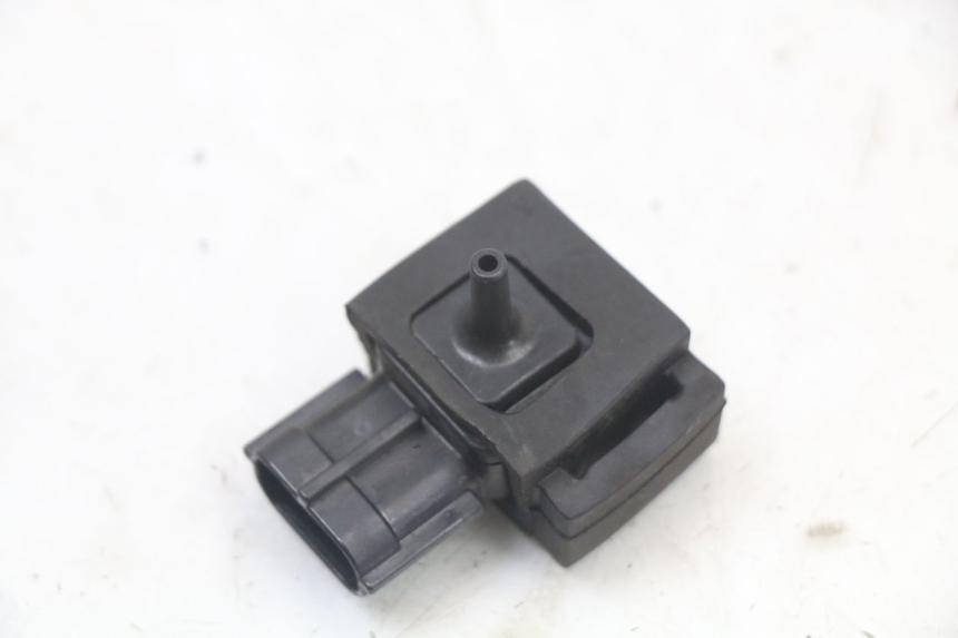 photo de AIR PRESSURE SENSOR SUZUKI BURGMAN 125 (2007 - 2014)