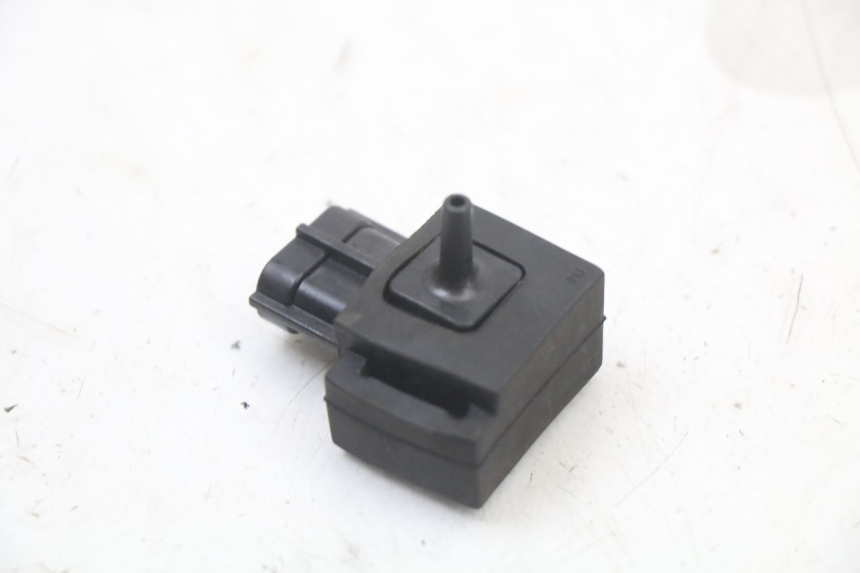 photo de AIR PRESSURE SENSOR SUZUKI BURGMAN 125 (2007 - 2014)