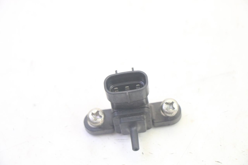 photo de AIR PRESSURE SENSOR YAMAHA TDM ABS 900 (2002 - 2014) - Zoom on usage condition