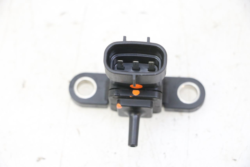 photo de AIR PRESSURE SENSOR YAMAHA X-MAX XMAX 250 (2006 - 2009)