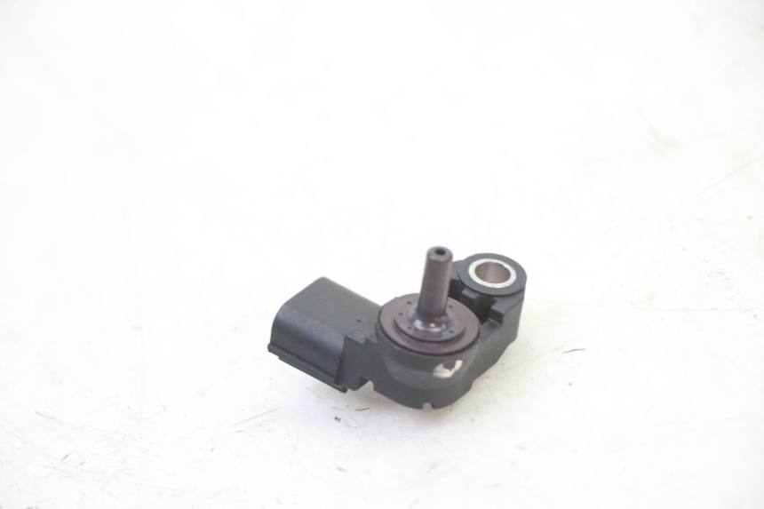 photo de AIR PRESSURE SENSOR YAMAHA XJ6 ABS 600 (2008 - 2016)