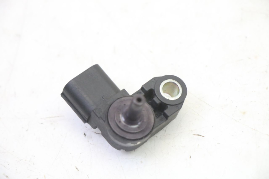 photo de AIR PRESSURE SENSOR YAMAHA XJ6 ABS 600 (2008 - 2016)