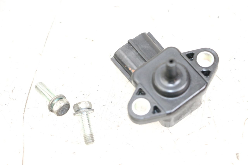 photo de AIR PRESSURE SENSOR YAMAHA FJR ABS 1300 (2006 - 2012)