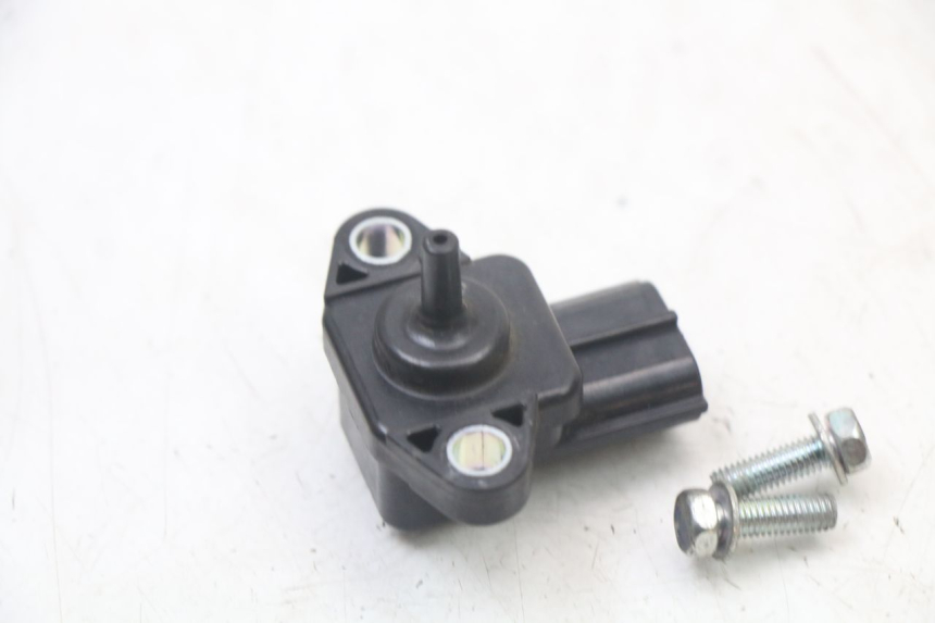 photo de AIR PRESSURE SENSOR YAMAHA FJR ABS 1300 (2006 - 2012)