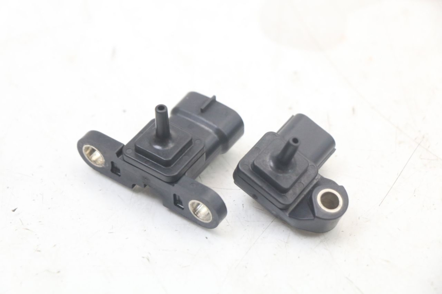 photo de AIR PRESSURE SENSOR YAMAHA FZ1 FAZER 1000 (2007 - 2009)