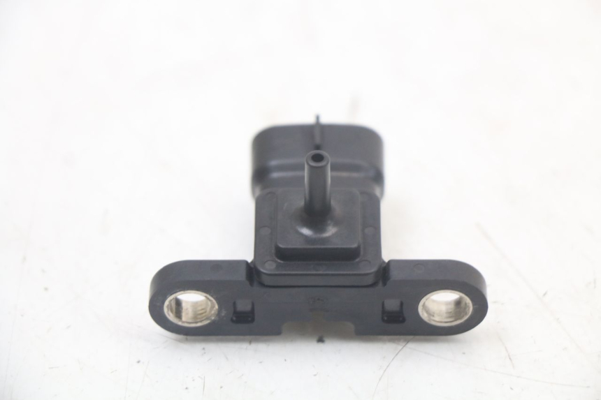 photo de AIR PRESSURE SENSOR YAMAHA FZ1 FAZER 1000 (2007 - 2009)