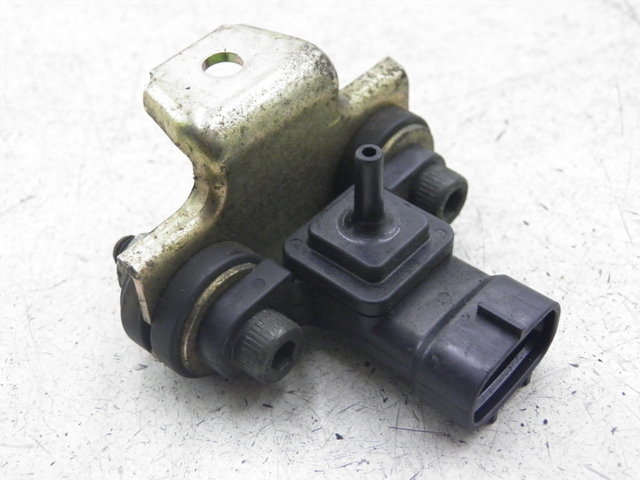 photo de AIR PRESSURE SENSOR YAMAHA X-CITY XCITY 125 (2007 - 2008)