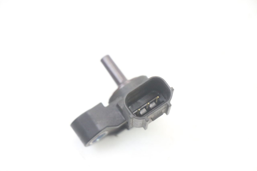 photo de AIR PRESSURE SENSOR YAMAHA XJ6 600 (2008 - 2016)