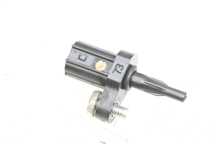 photo de AIR PRESSURE SENSOR YAMAHA XJ6 ABS 600 (2008 - 2016)