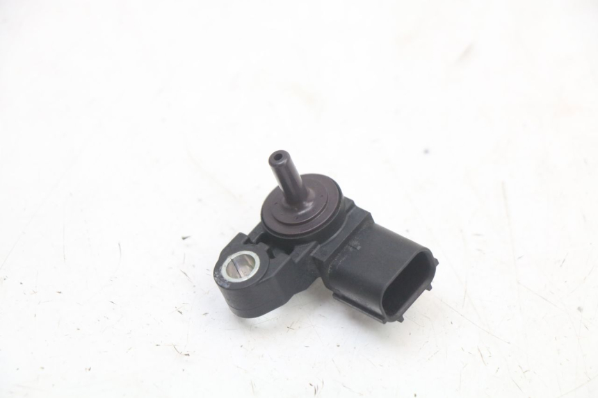 photo de AIR PRESSURE SENSOR YAMAHA XJ6 ABS 600 (2008 - 2016)