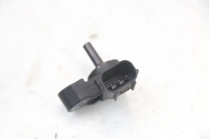 photo de AIR PRESSURE SENSOR YAMAHA XJ6 ABS 600 (2008 - 2016)