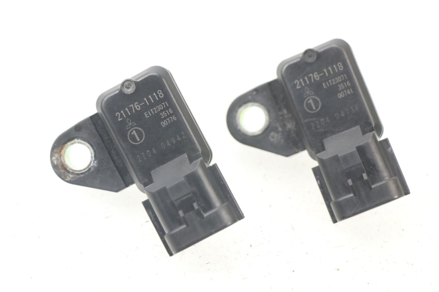 photo de AIR PRESSURE SENSOR KAWASAKI ZX-6R ZX6R 636 (2003 - 2004)