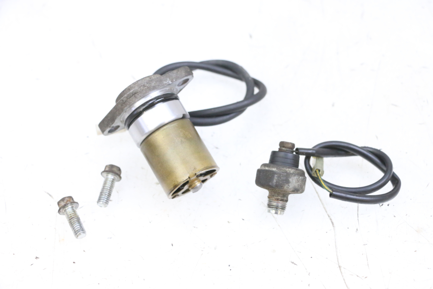 photo de OIL PRESSURE SENSOR SUZUKI BURGMAN 650 (2013 - 2020)