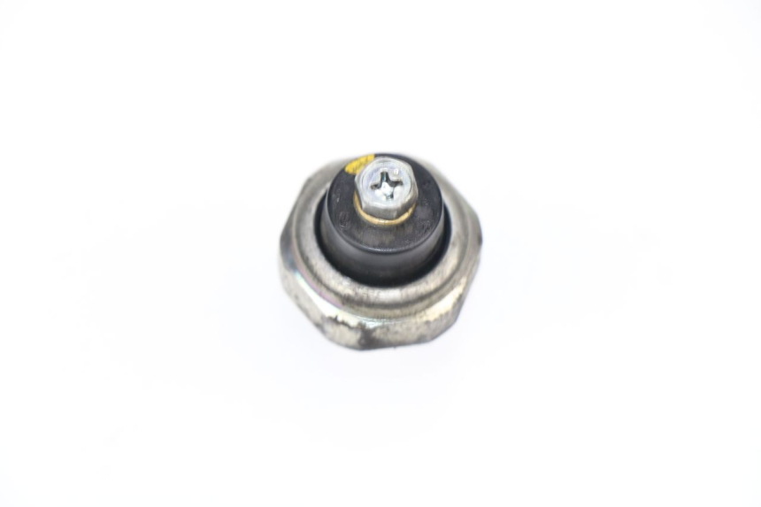 photo de OIL PRESSURE SENSOR HONDA CBF N 600 (2008 - 2010)