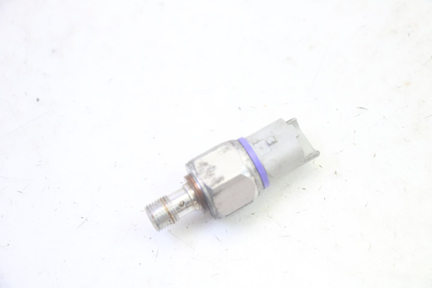 photo de BRAKE OIL PRESSURE SENSOR PIAGGIO MP3 HPE 350 (2018 - 2020) - Main view