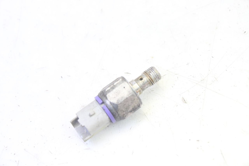 photo de OIL BRAKE PRESSURE SENSOR PIAGGIO MP3 RL 250 (2007 - 2010) - Component detail