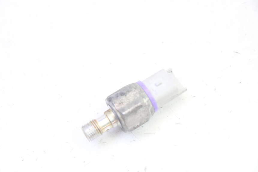 photo de OIL BRAKE PRESSURE SENSOR PIAGGIO MP3 RL 250 (2007 - 2010) - Main view