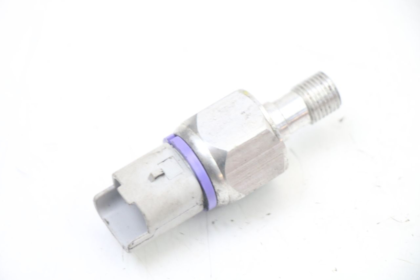 photo de BRAKE OIL PRESSURE SENSOR PIAGGIO MP3 500 (2014 - 2016)
