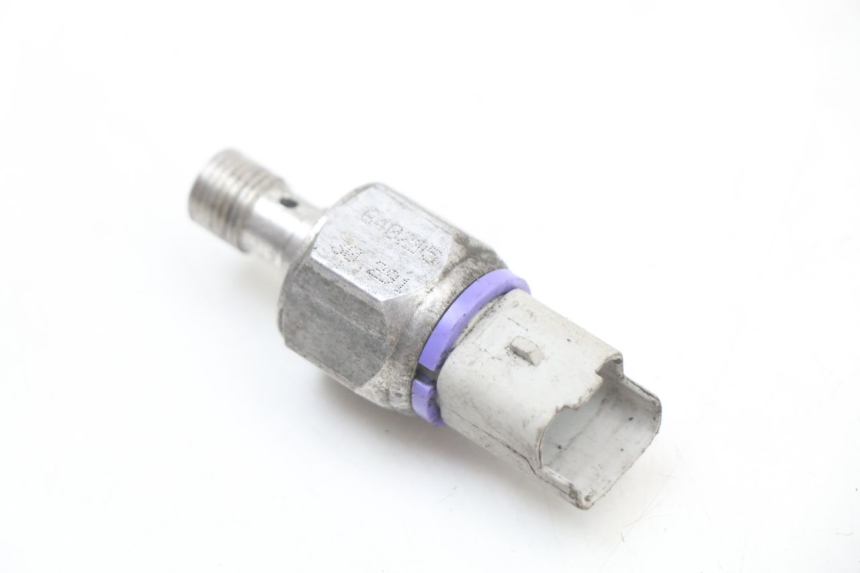 photo de OIL BRAKE PRESSURE SENSOR PIAGGIO MP3 LT 400 (2007 - 2012)