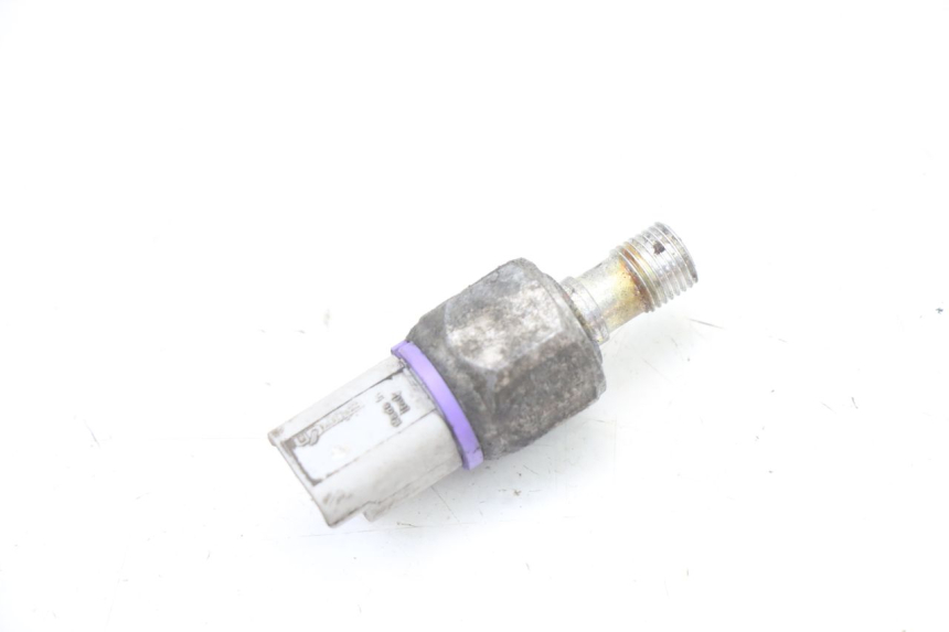 photo de OIL BRAKE PRESSURE SENSOR PIAGGIO MP3 LT 400 (2007 - 2012)