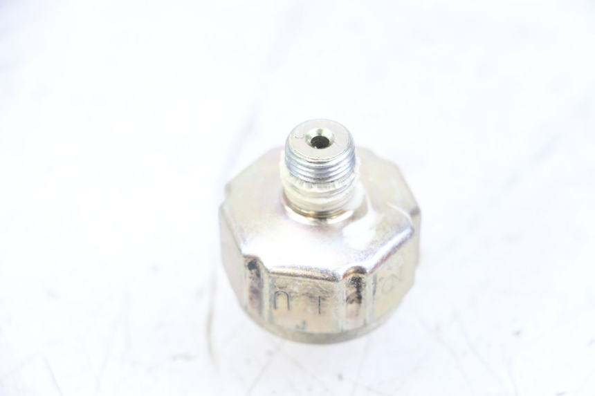 photo de OIL PRESSURE SENSOR SUZUKI GSX E 250 (1982 - 1983)