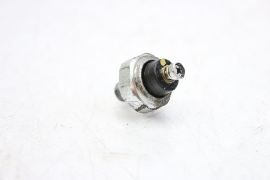 photo de OIL PRESSURE SENSOR HONDA CBF 500 (2004 - 2007)