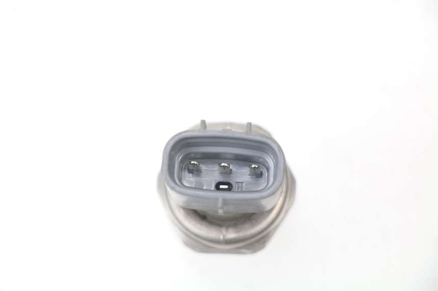 photo de OIL PRESSURE SENSOR HONDA VFR F 1200 (2010 - 2015)