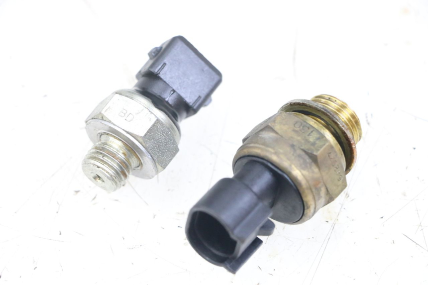photo de OIL PRESSURE SENSOR MOTO GUZZI NORGE 8V GT 1200 (2011 - 2016)