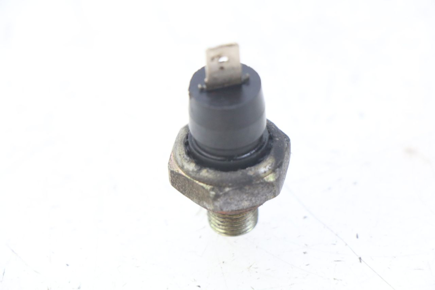 photo de OIL PRESSURE SENSOR PIAGGIO XEVO - X EVO 125 (2007 - 2016)