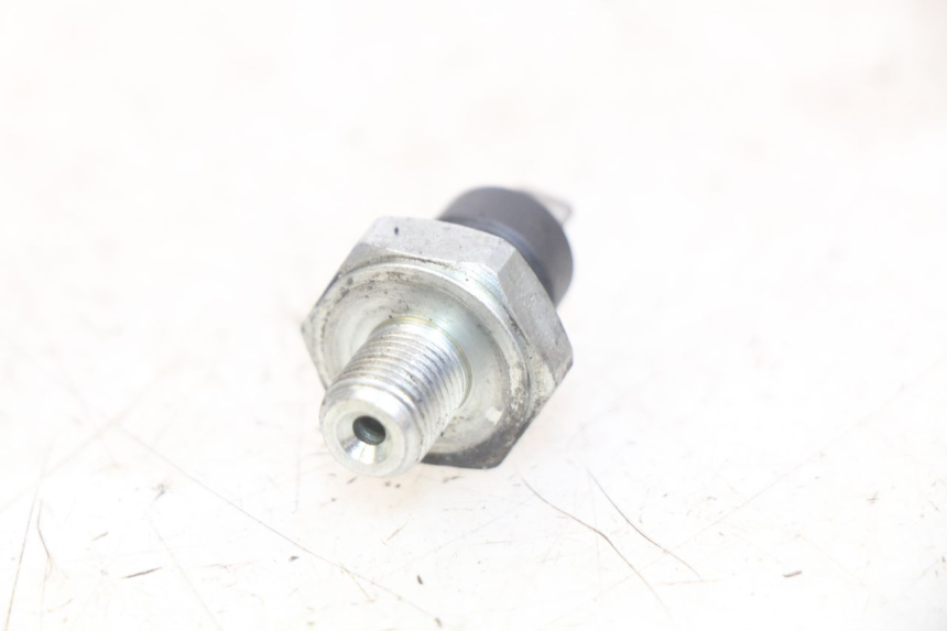 photo de OIL PRESSURE SENSOR PIAGGIO XEVO - X EVO 125 (2007 - 2016)