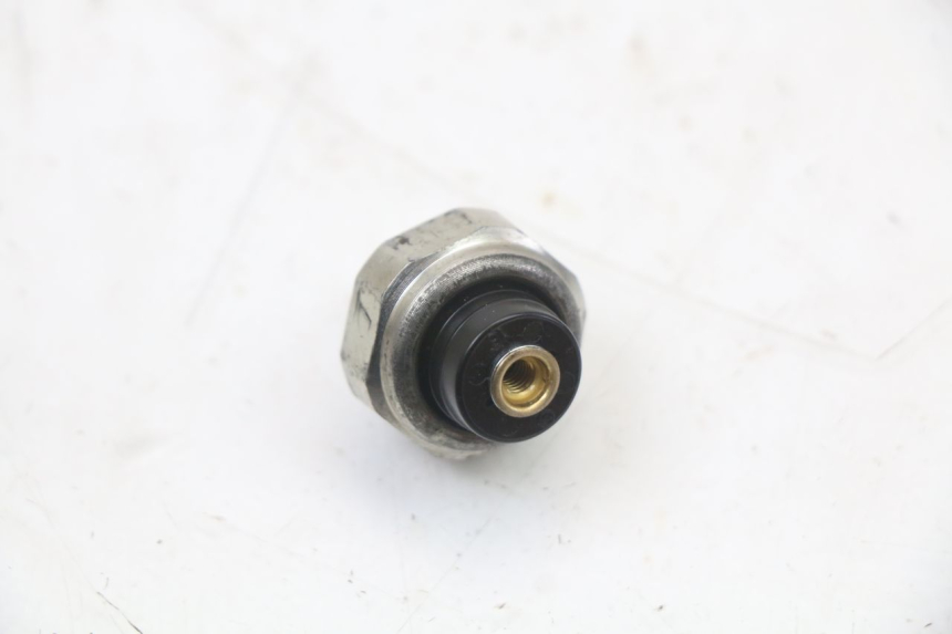 photo de OIL PRESSURE SENSOR SUZUKI GSX F GSXF 650 (2007 - 2015)