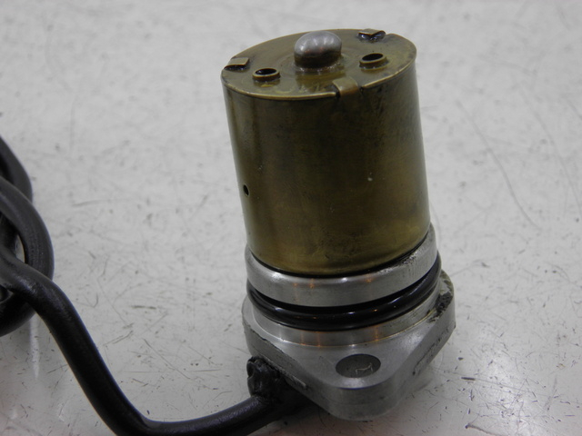 photo de OIL PRESSURE SENSOR YAMAHA FJR 1300 (2004 - 2005)