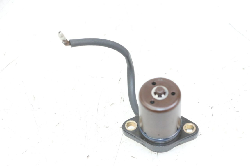 photo de OIL PRESSURE SENSOR YAMAHA FZS FAZER 600 (2001 - 2003)