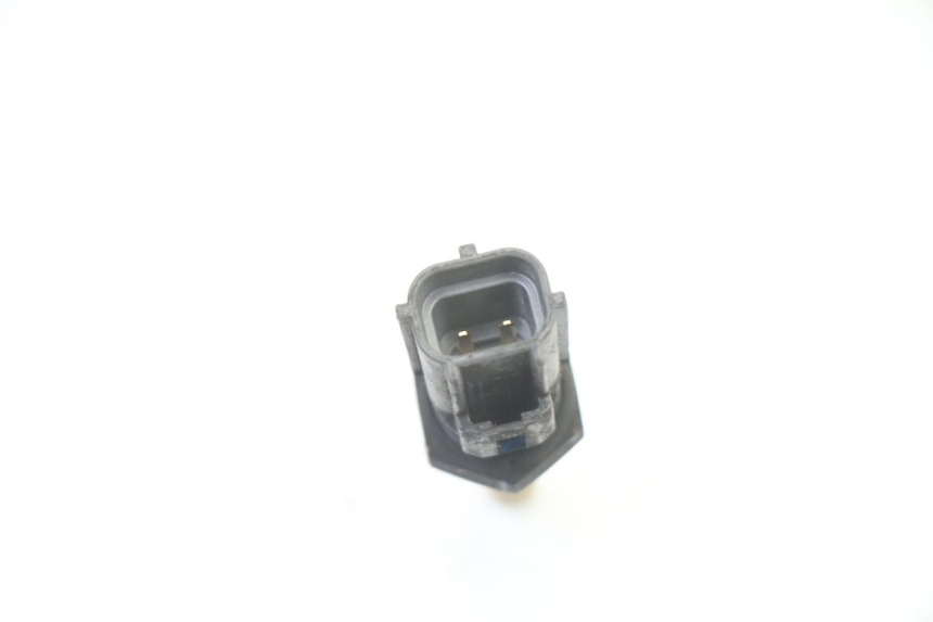 photo de WATER TEMPERATURE SENSOR SUZUKI BURGMAN 125 (2007 - 2014)