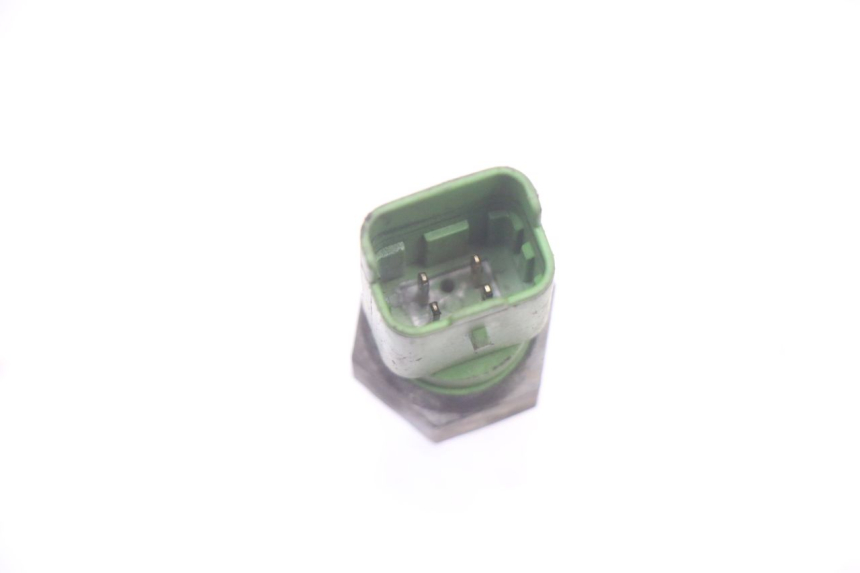 photo de WATER TEMPERATURE SENSOR GILERA NEXUS 300 (2008 - 2013)
