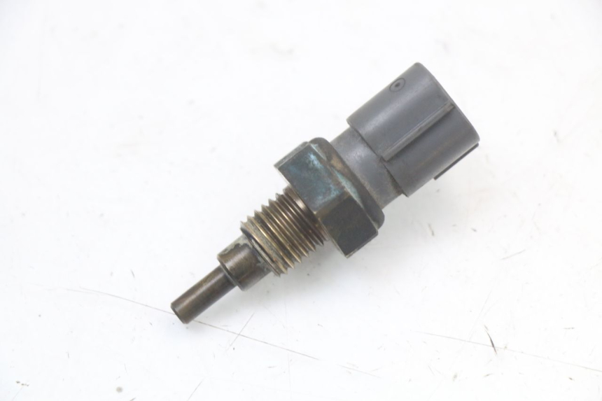 photo de WATER TEMPERATURE SENSOR HONDA FES S-WING SWING 125 (2007 - 2015)