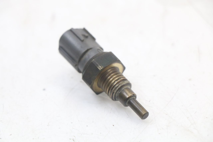 photo de WATER TEMPERATURE SENSOR HONDA FES S-WING SWING 125 (2007 - 2015)