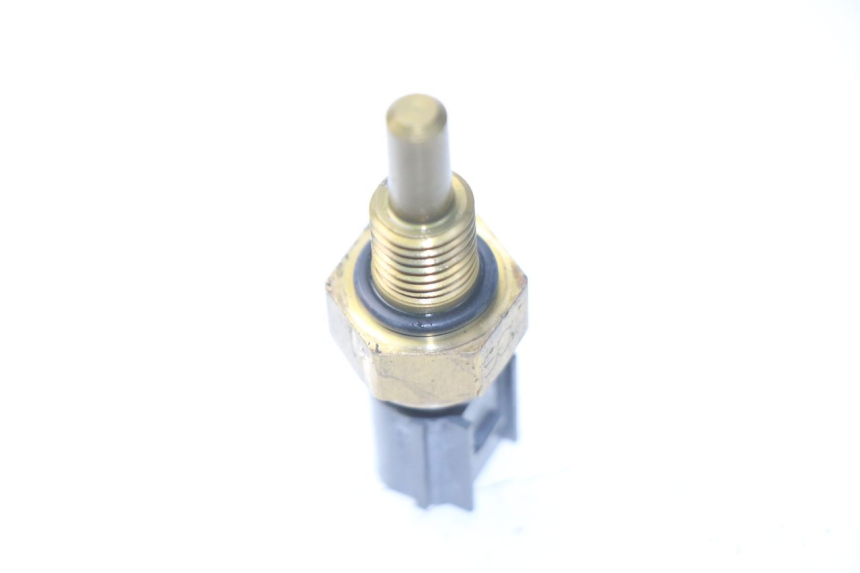 photo de WATER TEMPERATURE SENSOR HONDA INTEGRA NC D 750 (2016 - 2018)