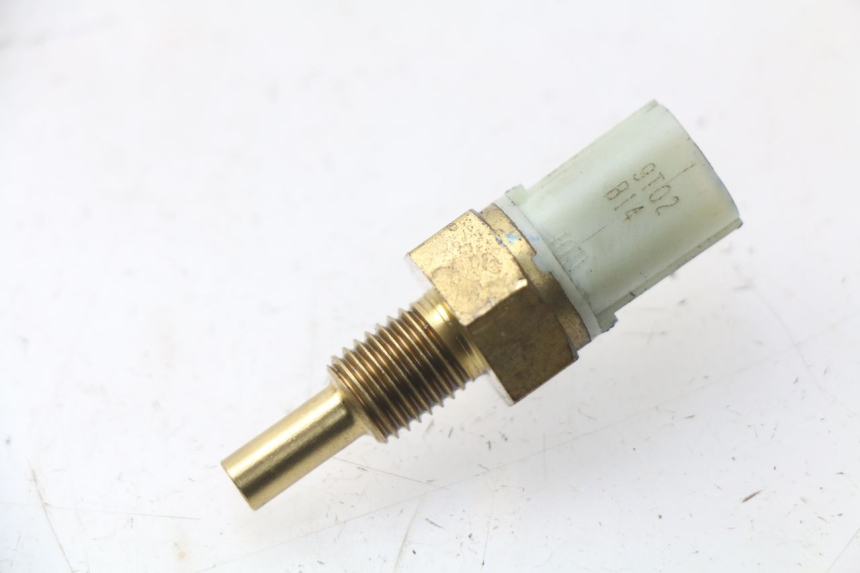 photo de WATER TEMPERATURE SENSOR HONDA INTEGRA NC D 750 (2016 - 2018)