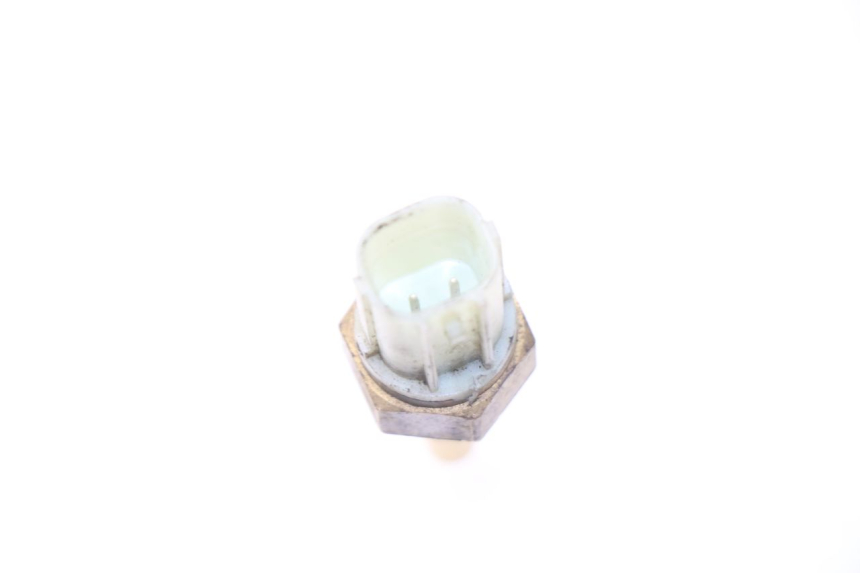 photo de WATER TEMPERATURE SENSOR HONDA INTEGRA NC D 750 (2016 - 2018)