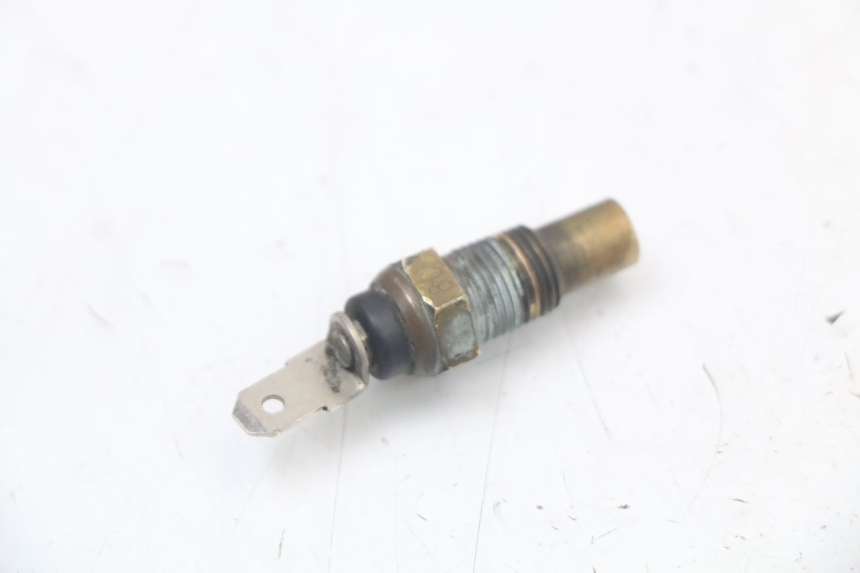 photo de WATER TEMPERATURE SENSOR KAWASAKI GTR 1000 (1994 - 2004)