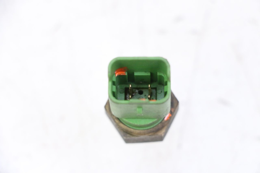photo de WATER TEMPERATURE SENSOR PIAGGIO MP3 500 (2014 - 2016)